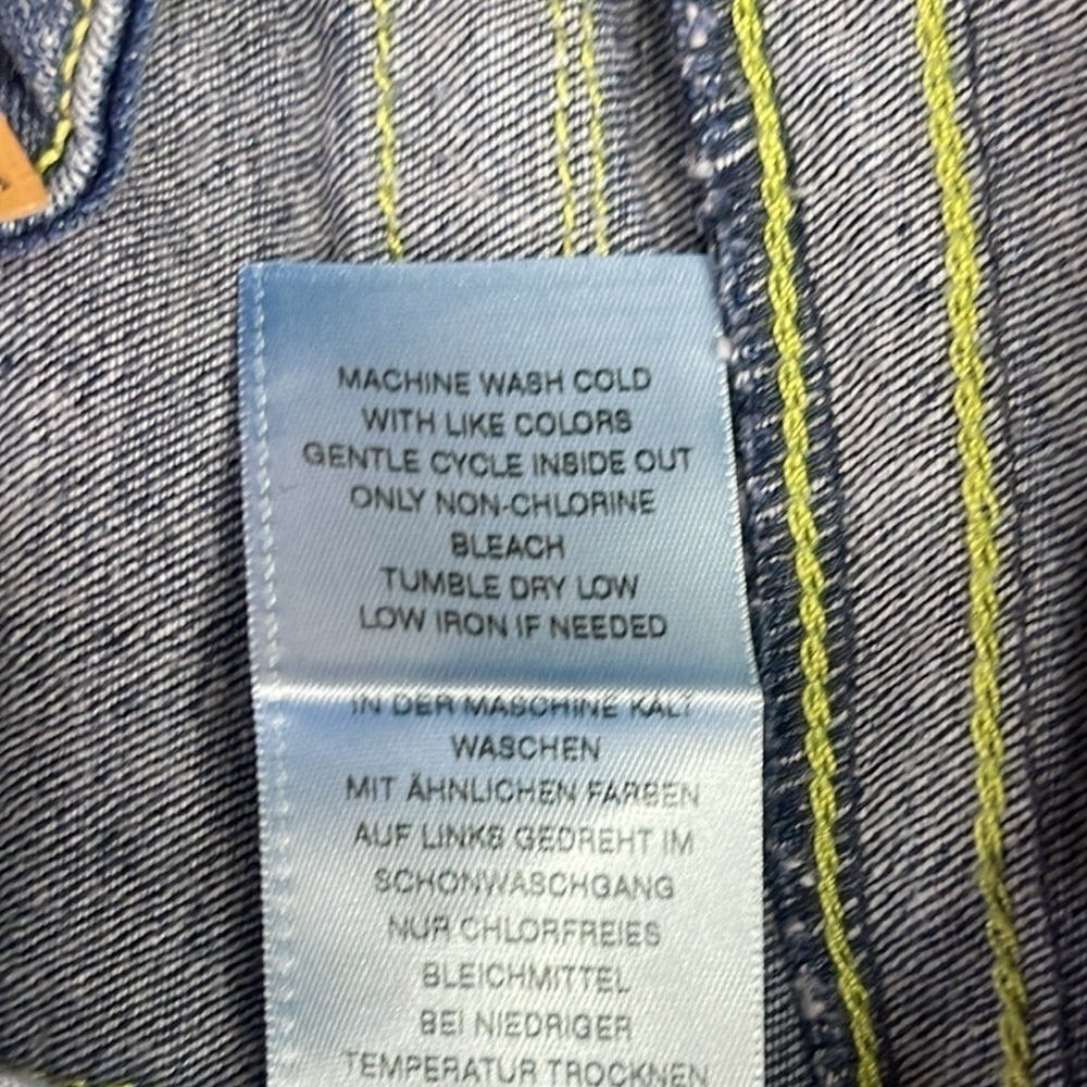 True Religion Geno Relaxed Slim Raw Hem Denim Shorts BOYS 8 - Picture 8 of 9
